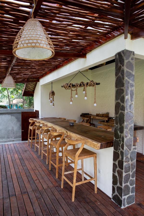The Ujung Bocur Bungalows Krui Esterno foto